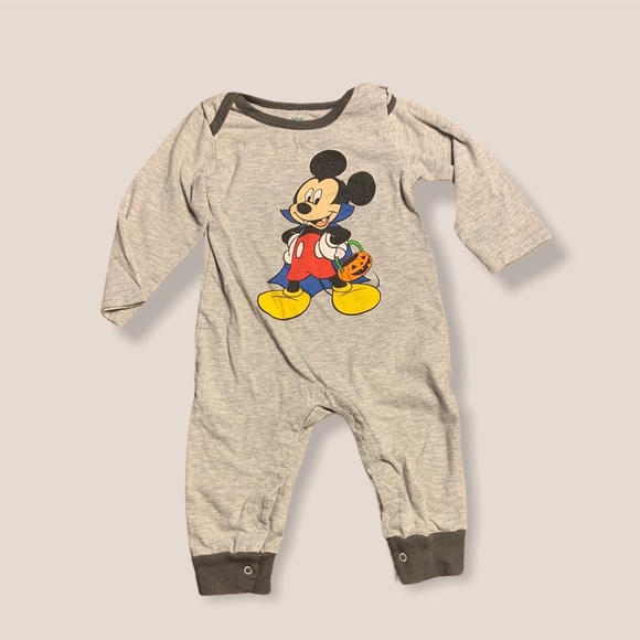 Baby Sleepers 12 month 3 pack! +BONUS 9 M sleeper - Picture 2 of 11